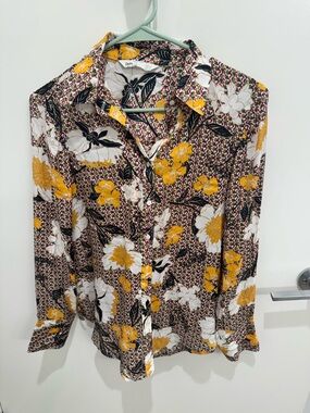 Zara Multi-Color Floral Button-Down Shirt — Yellow & White Flowers Size XS